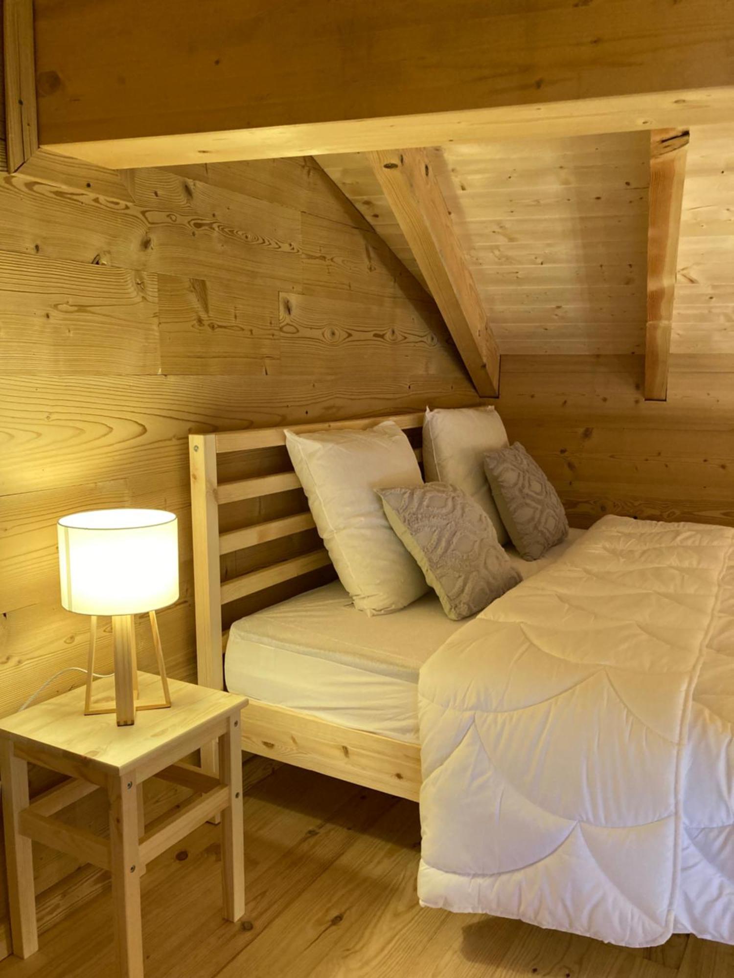 Studio Canellito Le Clos Des Ours Matemale Exterior photo