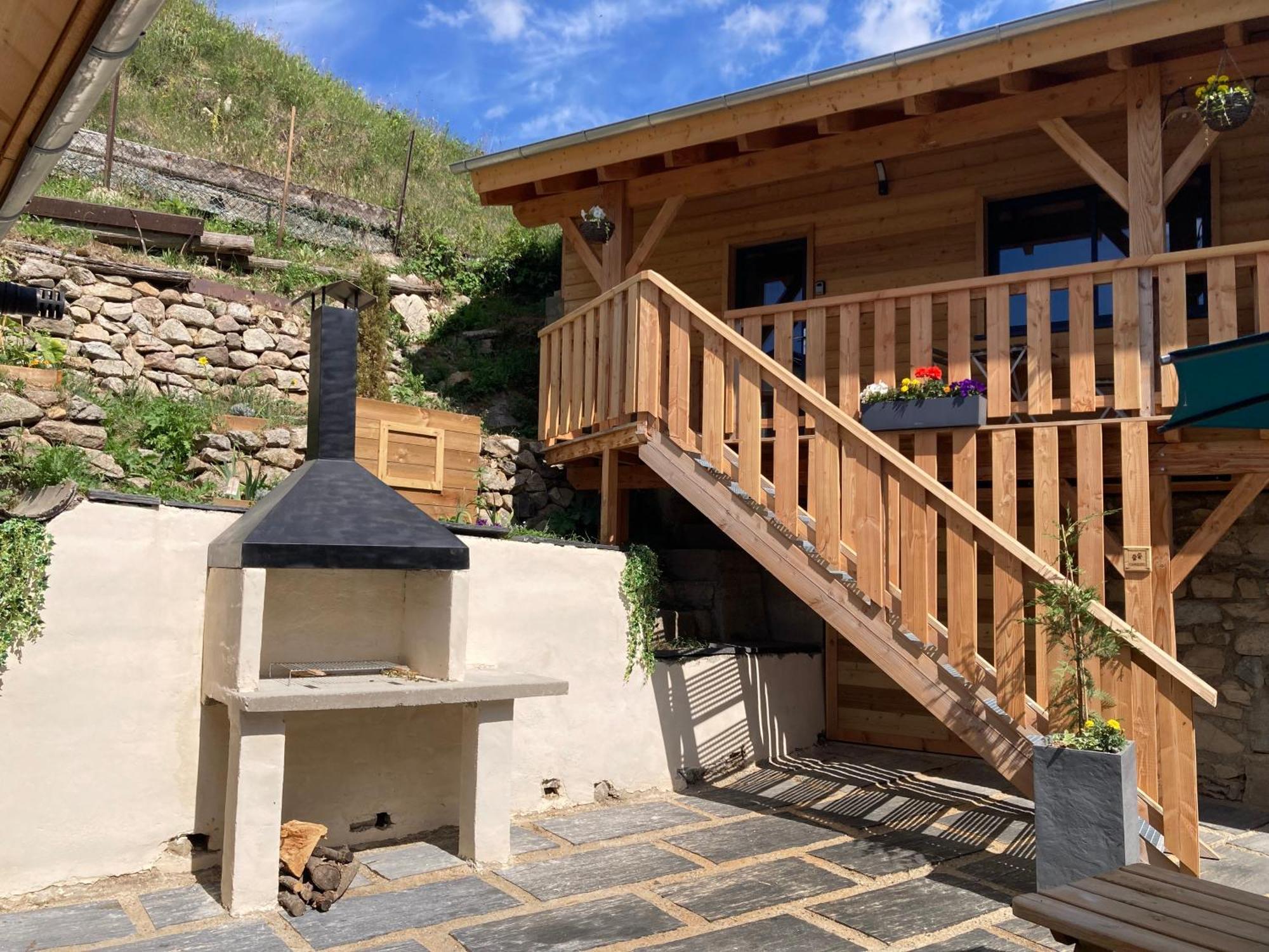 Studio Canellito Le Clos Des Ours Matemale Exterior photo