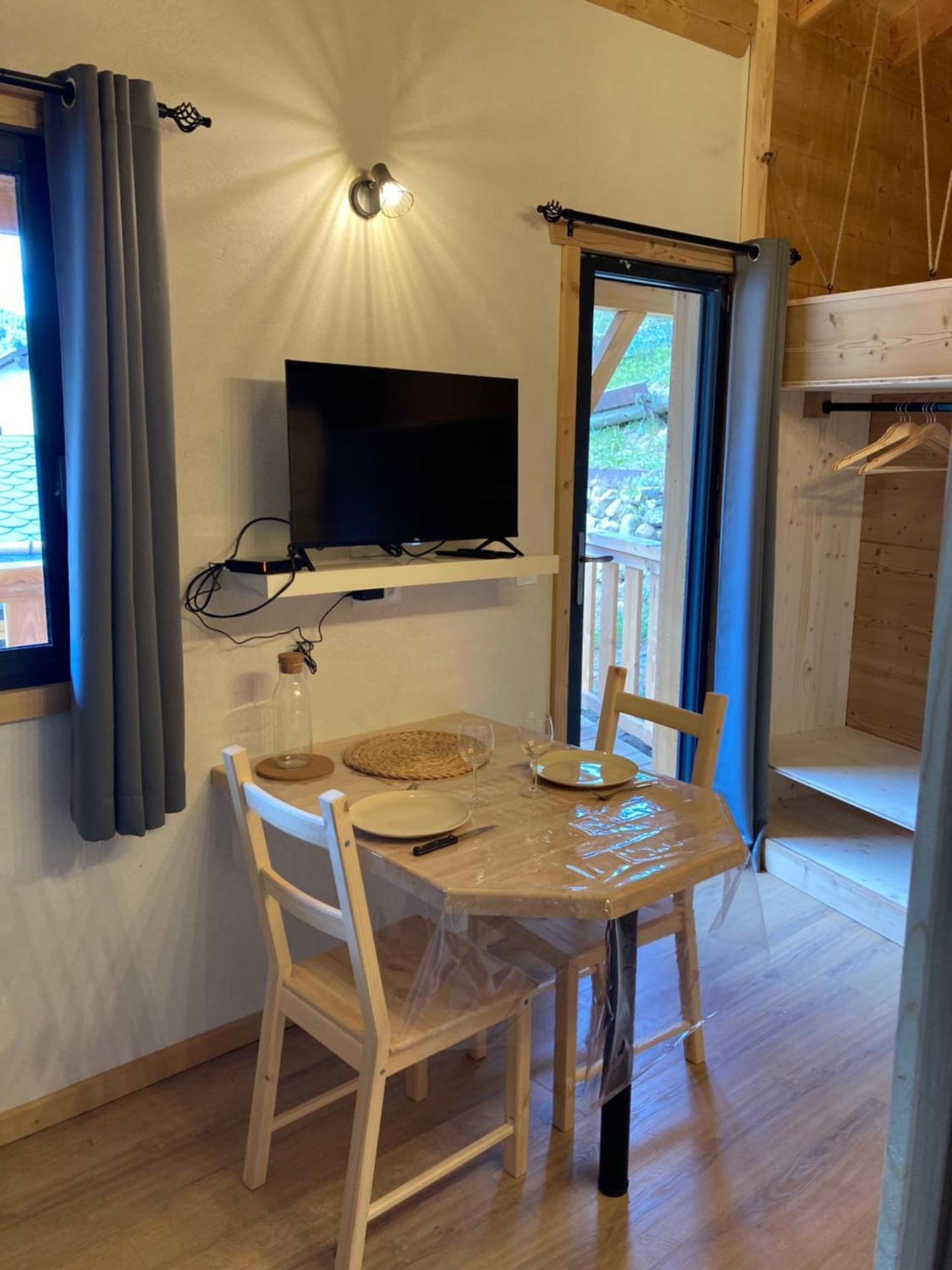 Studio Canellito Le Clos Des Ours Matemale Exterior photo